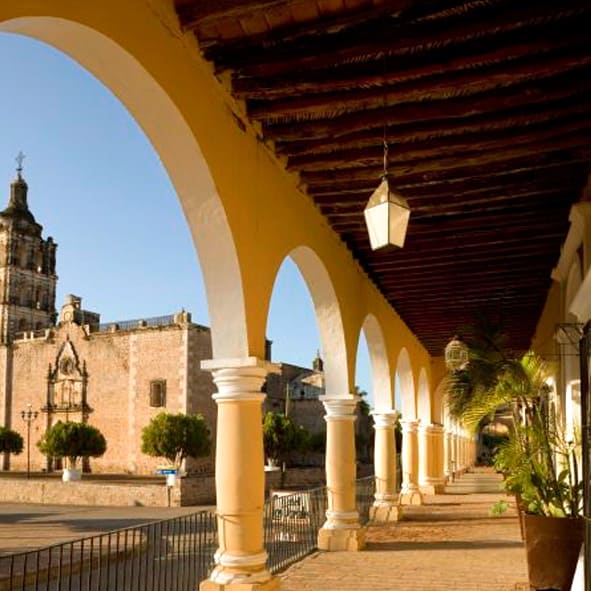 Visitar los portales en el Pueblo Mágico de Álamos 